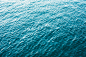 minimalistic-calm-sea-picjumbo-com