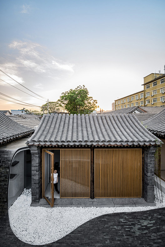 Courtyard. Image © W...