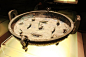子仲姜盘，春秋早期青铜器。高18厘米，口径45厘米。现藏于上海博物馆。此盘最有特色的地方在于，所有的动物可以在原地作360度的转动，这是青铜器中绝无仅有的。,云游四海的谢田
