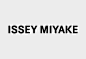 ISSEY MIYAKE INC. : 欢迎来访ISSEY MIYAKE INC.／三宅一生有限公司官方网站，全面了解品牌理念、品牌资讯、品牌秀场、品牌产品、专卖店信息、三宅一生价值观等官方内容。