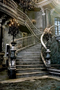 #楼梯#阴森优雅，可能曾经是凄美爱情故事的场景