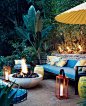 cozy & stylish outdoor room: 
