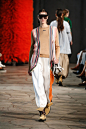 Loewe Spring 2019 Ready-to-Wear Fashion Show : The complete Loewe Spring 2019 Ready-to-Wear fashion show now on Vogue Runway.