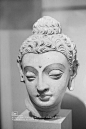 伦敦维多利亚与阿尔伯特博物馆 公元400-500年 犍陀罗佛头像 来自阿富汗
