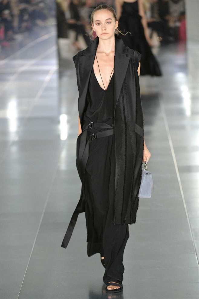 Amanda Wakeley 2016春...