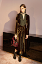 Lanvin Pre-Fall 2016 Fashion Show : See the complete Lanvin Pre-Fall 2016 collection.