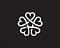 标志说明：五颗心连接在一起形成一个精美标志。