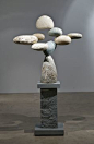 漂浮的石头雕塑 ​​- 伍兹戴维