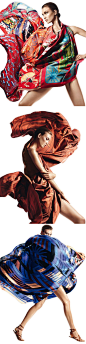 卡莉・克劳斯-充满活力和时尚，大胆色彩艳丽的围巾春/夏装时装秀封面大图
