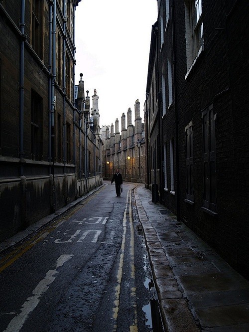 暗街，剑桥，英格兰