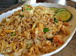 Le riz frit ou khao pat est un plat tout simpleetdélicieux，c'est certainement le plat le plus commun dans les restaurantsenThaïlande。
