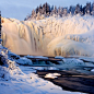 ——冰冻的瀑布，瑞典。瞬间的流动，还是流动的瞬间？












