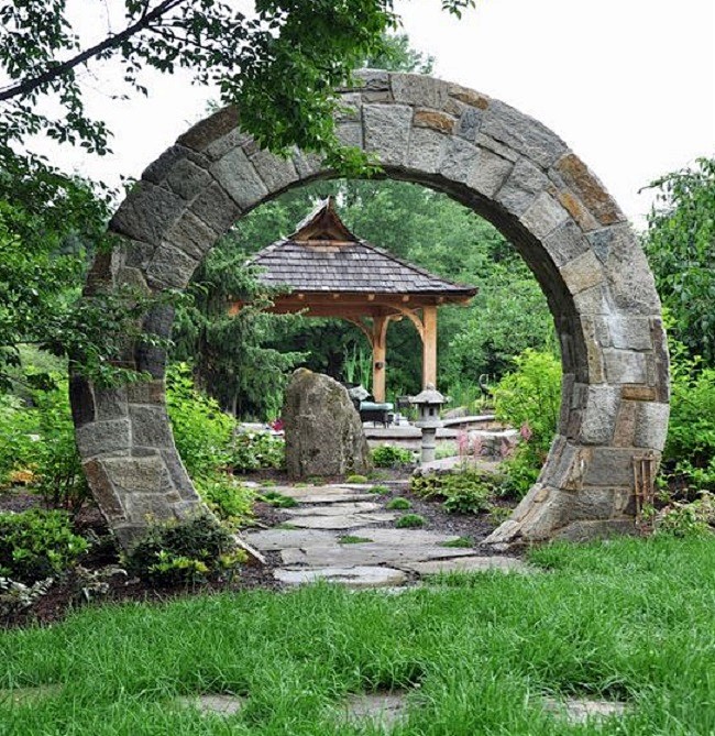 moon gate