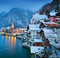 #微博旅城# 奥地利 Hallstatt小镇的冬天 简直是世界上最美的湖畔小镇 ​​​ ​​​​