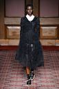 Simone Rocha Fall 2018 Ready-to-Wear Fashion Show : The complete Simone Rocha Fall 2018 Ready-to-Wear fashion show now on Vogue Runway.
西蒙娜·罗莎 2018年秋季成衣