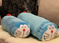 【图】新款正版哆啦A梦机器猫系列圆柱抱枕 靠垫 腰枕 - 美丽说