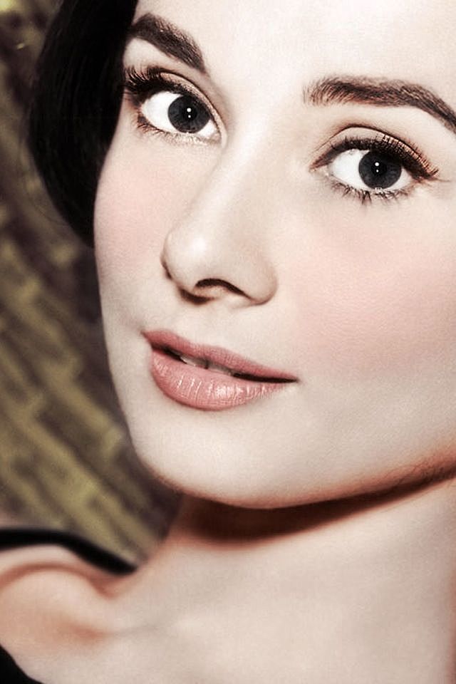 Audrey Hepburn