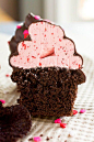 Chocolate Covered Strawberry Hi-Hat Cupcakes