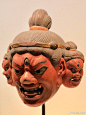 天龙八部面具。东寺特展，东京国立博物馆。2019年 3.26-6.2日。

这一套13世纪镰仓时代的面具非常珍贵。以前法会的时候，抬僧侣轿辇的八人头上戴天龙八部面具，象征释迦如来的八部护法。全都是桧木雕刻，还有头后部，是非常罕见的高古面具。

阿修罗（图1）、夜叉（图2）、迦楼罗（图3）、摩睺罗（图7 ​​​​...展开全文c