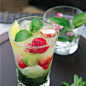 【 Strawberry Mojito】 啜饮着这款鸡尾酒，……_来自美食与美酒的图片分享-堆糖网