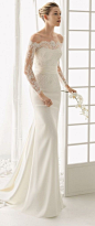 Lace beading chapel train wedding dress: 