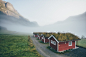 【美图分享】Rob Sese的作品《these grass covered roofs...》 #500px# @500px社区
