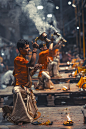 印度祭河神仪式
Aarti ceremony by Efemir Art  on 500px