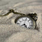 时光被埋在沙中，是否会在那里永远停留？ ​​​​