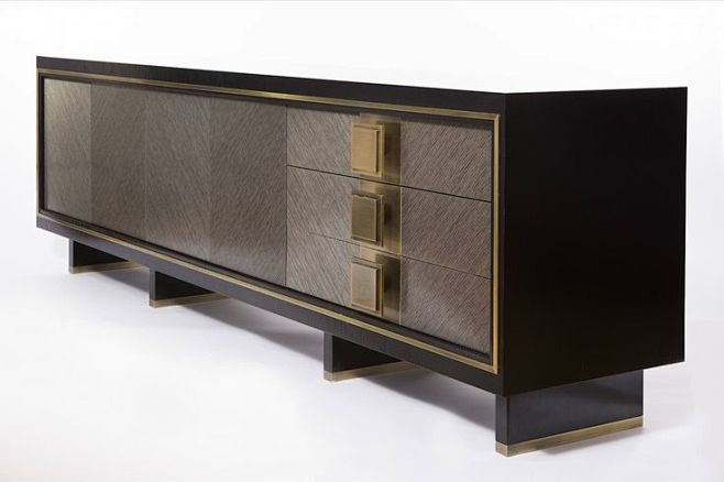 Sideboard: