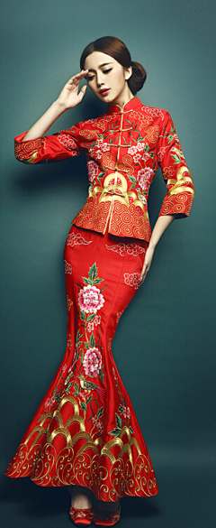 家怡爸爸采集到一顾倾人城——大爱中国风  之  旗袍