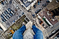 一组来自Dennis Maitland的高空摄影，名为“the edge of life”，视角特别。高空看世界，完全是另外一番模样。