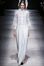 Alberta Ferretti Autumn/Winter 2015-16 Ready-To-Wear : A wander through history with a streak of modernity