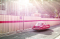 Floating Classic" 悬浮经典系列是法国摄影师renaud marion的作品，结合未来悬浮概念和过往经典车型拍摄的一组想象中的风景 － 包括有大红 jaguar e-type，太空银 mercedes-benz 300SL gullwing coupé，薄荷绿 mercedes-benz 190SL等神一般的车，悠然悬浮在现代的建筑前，恍如隔世
