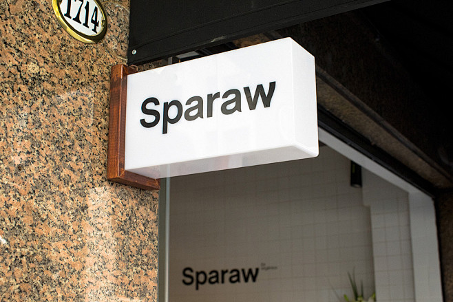 Sparaw果汁店有机概念的视觉形象设计