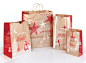 TOKY Branding + Design 为Panera设计的圣诞包装，非常有节日的欢乐气氛，尤其是上面稚拙的插画，充满了童真。 这一系列包装每个都有不同的主题，配合充满情境的插画，品类包括手提袋、礼品盒、卡片、明信片等等周边产品，让您的礼物变成这个圣诞节最受欢迎的一份。