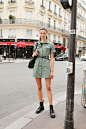 KARLIJN KUSTERS – PARIS : ドロップトーキョーは、東京のストリートファッションを中心に、国内外に発信するオンラインマガジン。