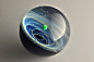日本玻璃艺术家Satoshi Tomizu玻璃珠里的璀璨宇宙 ​​​​