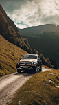 MONKEY_Far_view_Benz_car_Driving_on_mountain_roads_Marketing_st_30710383-e5f9-455a-aec9-d001ccb7a5be