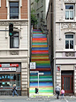 踏着彩虹走的感觉很不错吧！德国小镇的彩虹楼梯