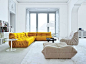 极简主义婚房设计：当高冷的灰色遇上活泼的黄色，感觉整个世界都亮了+来自：婚礼时光——关注婚礼的一切，分享最美好的时光。 #时尚家居# #新房设计# #黄色+灰色# #婚房设计# #极简主义# #客厅#
