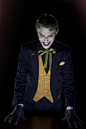 #Joker#这位coser在不少外国站被形容是最好的Joker，超级赞 [gif是加长版
