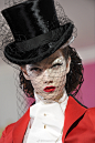 #streetsfinest# |Karlie Kloss for Christian Dior Haute Couture Spring 2010.华丽妖娆的贵族女爵。