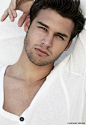 瑞安·古兹曼 Ryan Guzman 图片