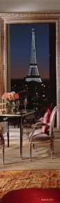 Hotel Plaza Athenee - Luxury Paris Hotel