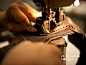 手工博文: 探索美国高端手工鞋品牌Allen Edmonds鞋履全程制作工艺和过程@北坤人素材_工艺-匠人 _工匠人物采下来 #率叶插件，让花瓣网更好用#