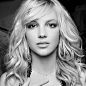 【图】布布的腰是不是还得加油减减啊！布兰妮·斯皮尔斯(Britney Spears)Candie's09春装广告+拍摄花絮，衣衣Kohl's独家发售！