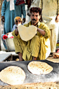 Chapatis . Pakistan