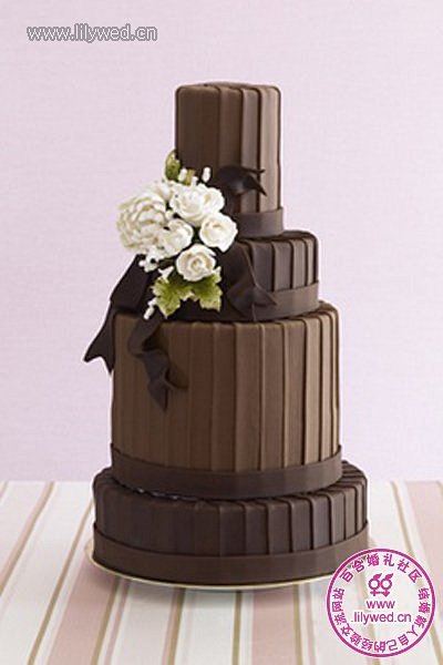 甜甜的潮流婚礼蛋糕 装点幸福的爱情