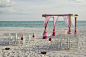 红色海滩婚礼 - 红色海滩婚礼婚纱照欣赏