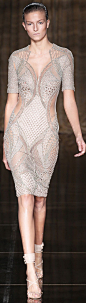 SPRING 2014 RTW Julien Macdonald